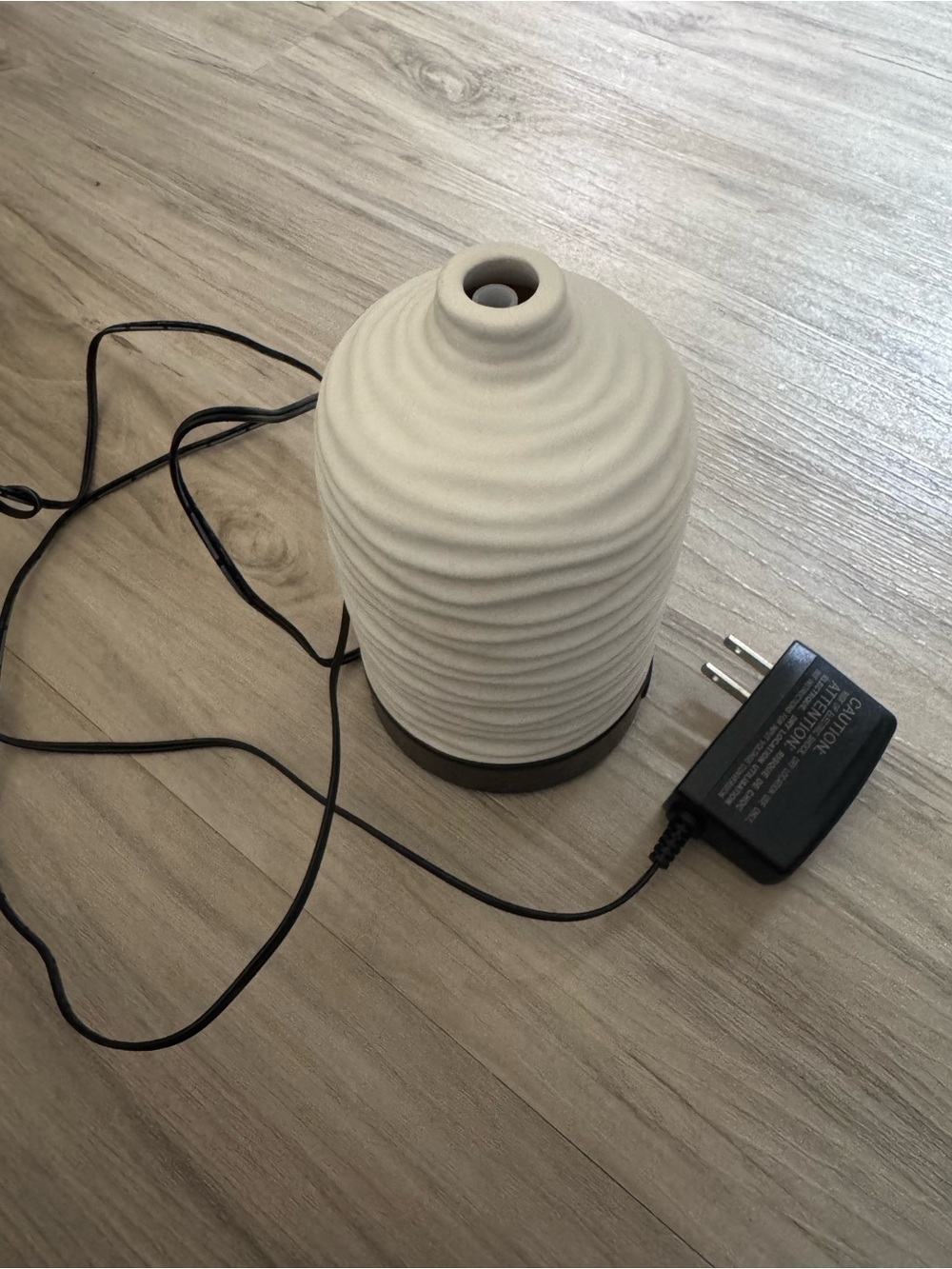 Aromatherapy Diffuser - White Ceramic Ultrasonic Humidifier